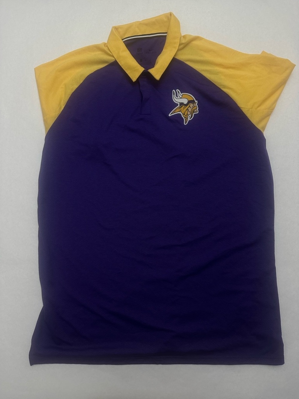 Nike Minnesota Vikings NFL Purple Yellow Dri-Fit Collard Shirt Football Size XL